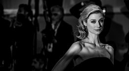 H Elizabeth Debicki δεν ήταν έτοιμη για το ρόλο της Diana