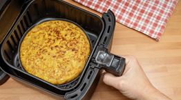 Πανεύκολες συνταγές για να φτιάξεις στο air fryer ακόμα κι αν είσαι &#39;άμπαλος&#39; στο μαγείρεμα