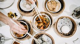 Το πρόβλημα με το να μοιράζεσαι πιάτα στο εστιατόριο