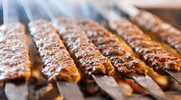 Τα κεμπάπ του μπάρμπεκιου