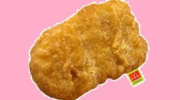 Γιγαντιαία chicken nuggets-μαξιλάρια λανσάρουν τα McDonald's