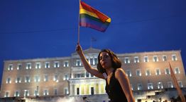 Υπάρχει σοβαρός λόγος που η παρέλαση του Pride γίνεται κάθε Ιούνιο