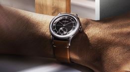Η Longines ποντάρει στο μαύρο