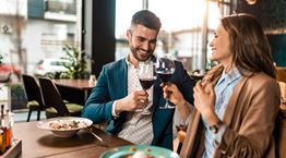 Καμία έκπληξη, οι φιλικές σχέσεις με τους πρώην δεν είναι καλή ιδέα