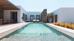 Το Cove Paros ρίχνει άγκυρα στην καρδιά των Κυκλάδων