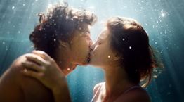 Τι συμβαίνει στο σώμα μας όταν φιλιόμαστε