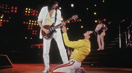 Η αληθινή ιστορία για το πώς ο Freddie Mercury μπήκε στους Queen