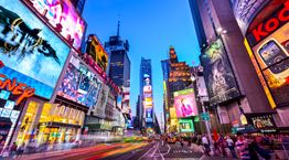 Times Square, τώρα και με συντριβάνι