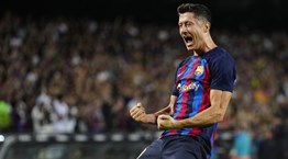 Μερικά 'αστέρια' στο γκαράζ του Robert Lewandowski