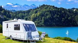 Αυτοκινούμενα τροχόσπιτα: Η νέα, παγκόσμια τάση διακοπών