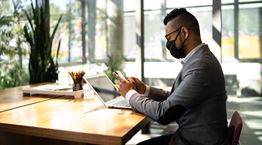 H μάσκα της Apple για τον κορονοϊό