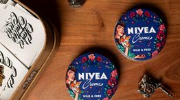 Η τέχνη του tattoo στις νέες συλλεκτικές συσκευασίες NIVEA Crème