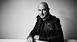 Όσα έμαθε η ζωή και η μόδα στον John Varvatos