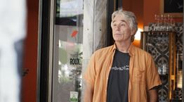 John Higgins, ένας ακτιβιστής του φαγητού στο κέντρο της Αθήνας