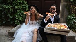 Γάμος και μόρφωση, το μυστικό των αντρών που ζουν περισσότερο από τις γυναίκες