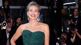 Η Sharon Stone (δε θέλει να) είναι τέλεια