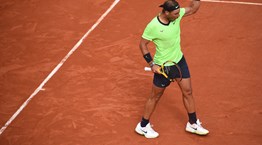 Τα sneakers του Roland-Garros