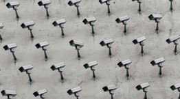 Μήπως σε παρακολουθούν και δεν το γνωρίζεις;