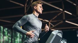 Πώς θα κάψεις περισσότερες θερμίδες κάνοντας διάδρομο