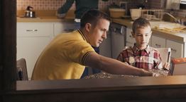 Φόρος τιμής στα 60s τα ρούχα του Ryan Gosling στο First Man