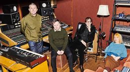 Οι Pulp επέστρεψαν με νέο album μετά από 24 χρόνια-Άκουσε το More