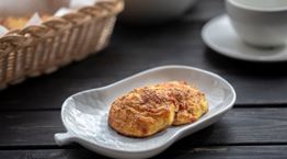 Γρήγορη ζαμπονοτυρόπιτα με μπεσαμέλ