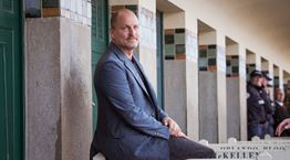 Κι αν ο πατέρας του Woody Harrelson σκότωσε τον Kennedy;