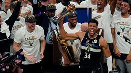 Ο Γιάννης Αντετοκούνμπο συνάντησε το πεπρωμένο του