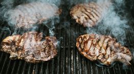 Η σεζόν της ψησταριάς