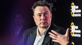 Couch surfing τέλος για τον Elon Musk, μόλις (ξανα)απέκτησε δικό του σπίτι