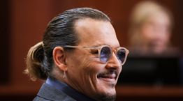 Σε άλλα νέα, ο Johnny Depp είναι έτοιμος να υποδυθεί τον Σατανά