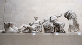 Τα Γλυπτά του Παρθενώνα και μια αιρετική βρετανική άποψη