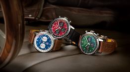 H Breitling &#39;τρέχει&#39; μαζί με τα πιο εμβληματικά αυτοκίνητα των 60s