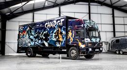 Το πιο ακριβό φορτηγό του πλανήτη έχει την υπογραφή του Banksy