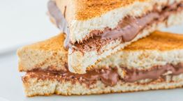 Club Sandwich αλλά με σοκολάτα