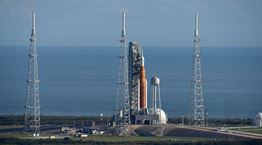 Το Orion της NASA έφτασε 130 χιλιόμετρα από τη Σελήνη