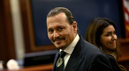 Ο Johnny Depp κάνει comeback στο δικαστήριο