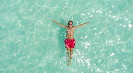 Μία μέρα στη θάλασσα για να γίνεις καλύτερος