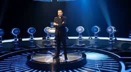 Ο Τάσος Τρύφωνος είναι ο δυνατότερος κρίκος της ελληνικής τηλεόρασης