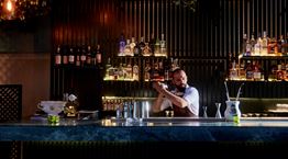 Τα αθηναϊκά μπαρ περνούν στην εποχή του concept