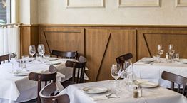 Δώδεκα Πιάτα: Η ταβέρνα με τη Michelinάτη υπογραφή για την οποία θα μιλά σύντομα όλη η Αθήνα