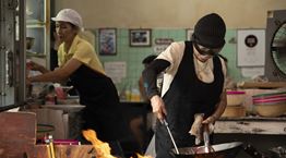 Το Street Food του Netflix κρατά ζωντανό το πνεύμα του Anthony Bourdain