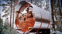 Οι πολυτελείς eco-friendly καμπίνες που σε στέλνουν κατευθείαν στο δάσος