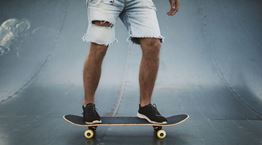 Τα denim shorts του καλοκαιριού