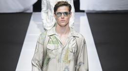 Τα πουκάμισα της φετινής άνοιξης υπακούν σε έναν κανόνα