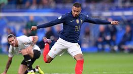 Έχεις φάει κεμπάπ σε ψωμί τόσο στρογγυλό όσο το κρανίο του Kylian Mbappé;