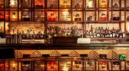 COYA Mykonos: Μία κυκλαδίτικη ωδή στη nikkei κουζίνα και τα κοσμοπολίτικα parties