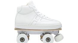 O οίκος Hermès λανσάρει sneakers που γίνονται rollers