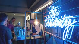 Στο ΕΜΣΤ με Bombay Sapphire για 5 νέες εκθέσεις