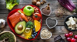 Τα φαγητά που ανεβάζουν την κακή χοληστερίνη